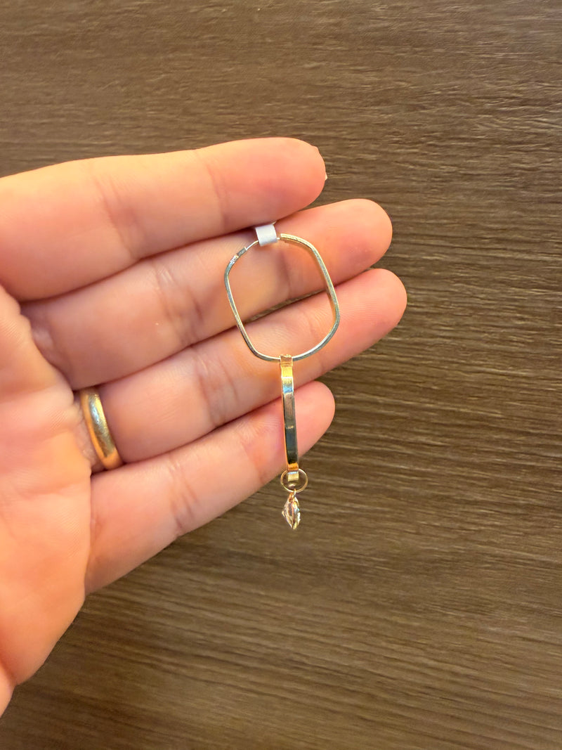 Argola Oval com Pingente