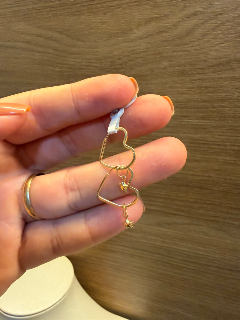 Argola de Coração com Pingente estrela